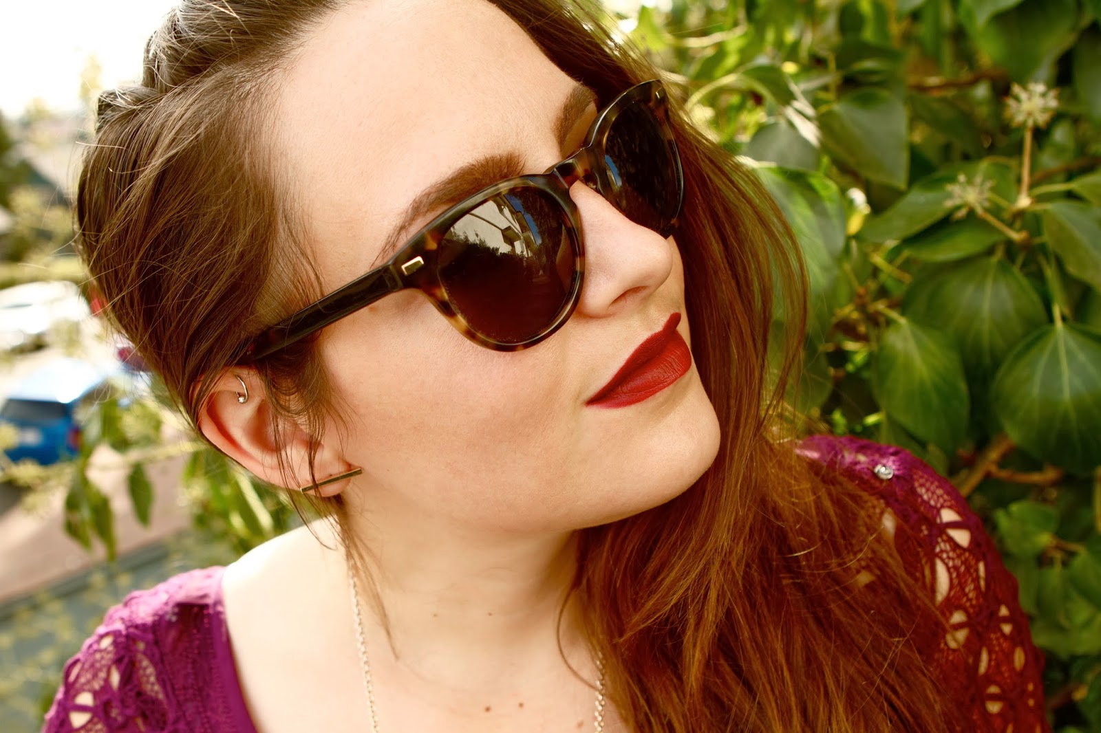 Eye See You: Violette Femme.