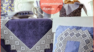 Mantel y almohadón con detalle de puntilla de diseño geométrico