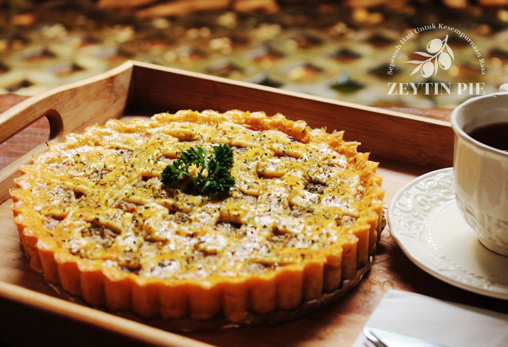 Pie Daging Asap - Zeytin Pie Pie Daging Asap - Zeytin Pie