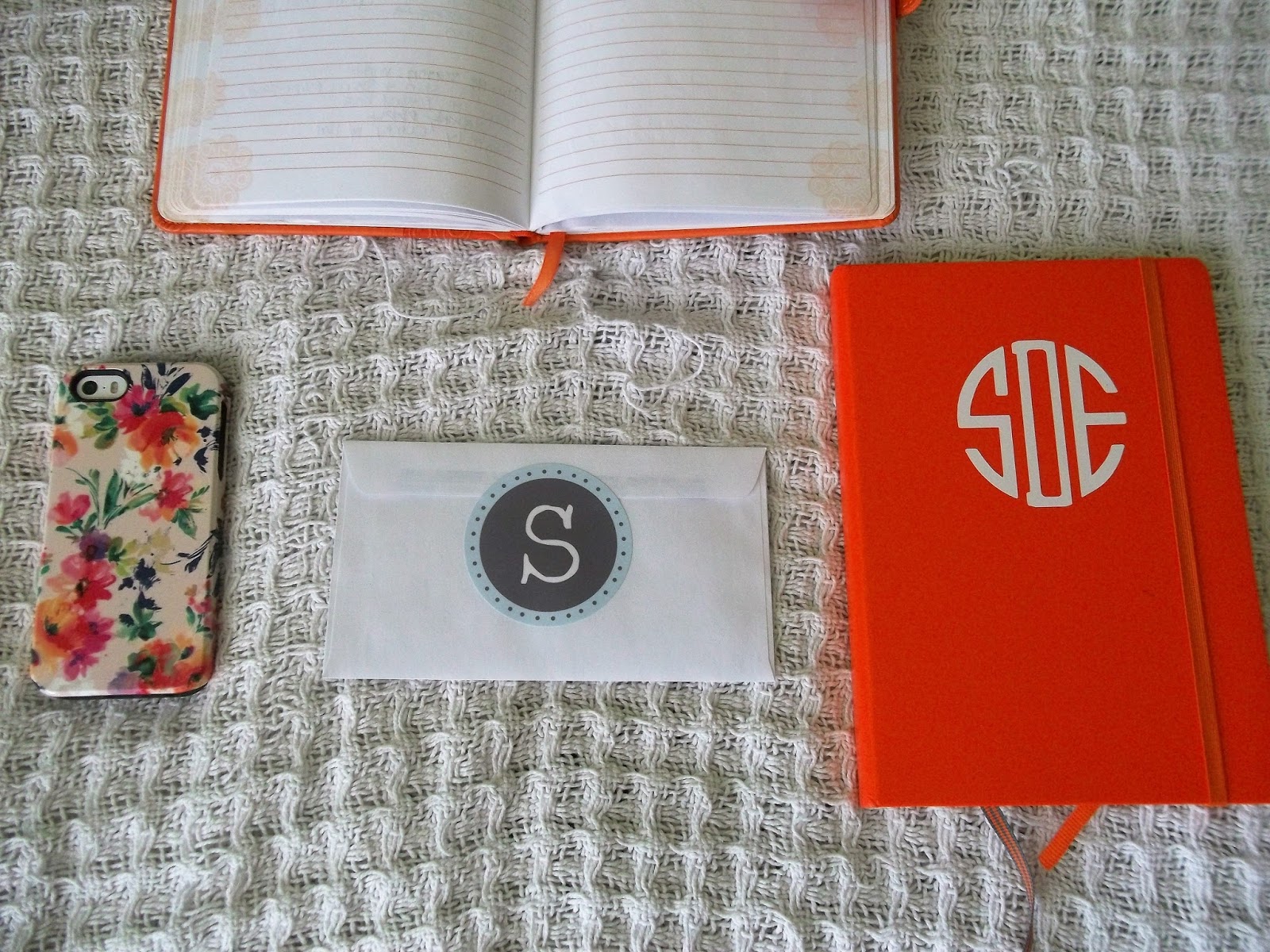 Bows & Clothes Custom Stickers from StickerApp + a Coupon Code!