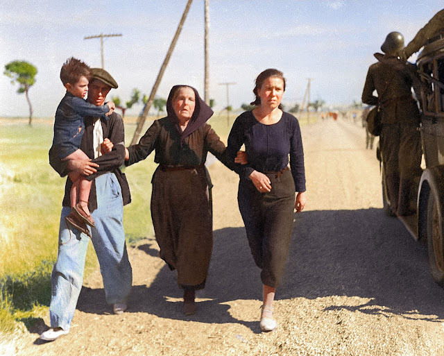 13 Fascinating Colorized Photos Of Refugees During World War Ii