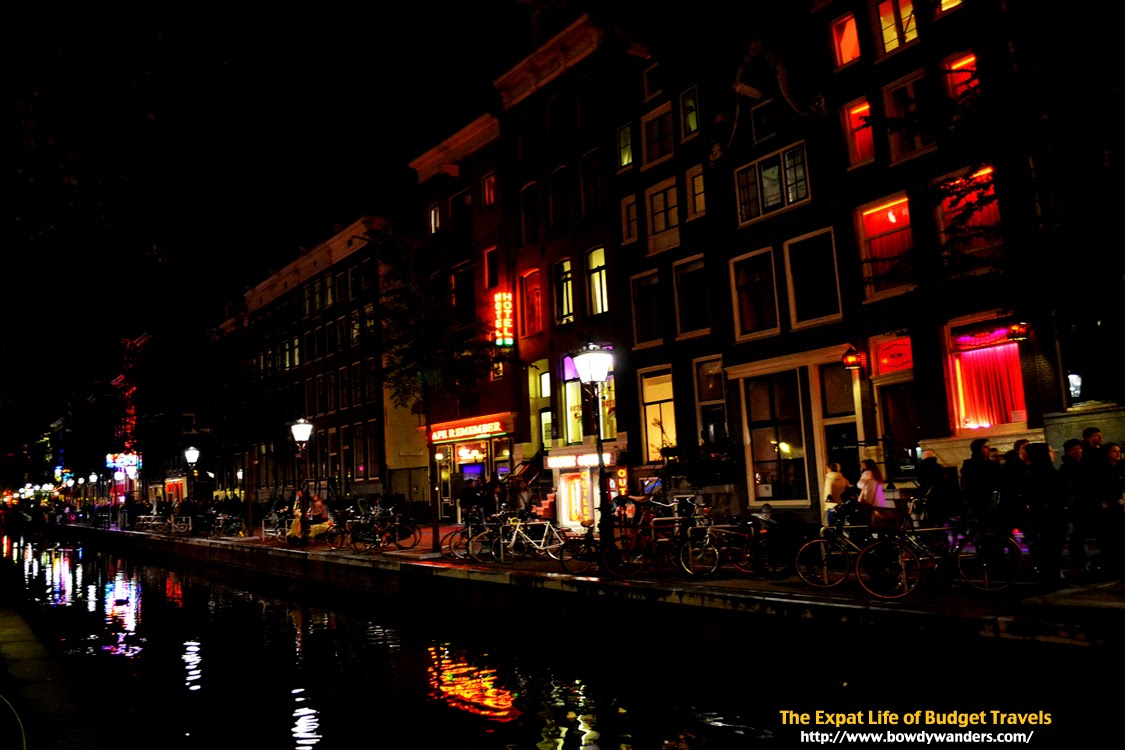 bowdywanders.com Singapore Travel Blog Philippines Photo :: Amsterdam :: Seeing Green in the Red Light District