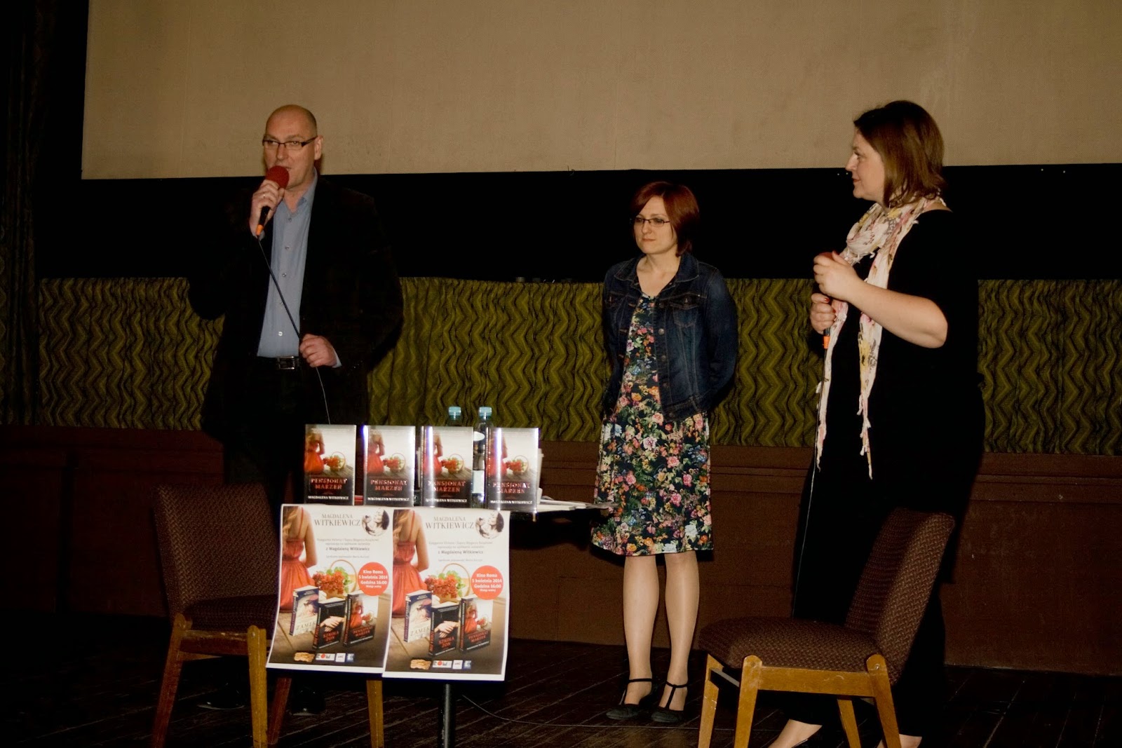 Pasjonatka Literatury: Fotorelacja ze spotkania autorskiego z Magdaleną