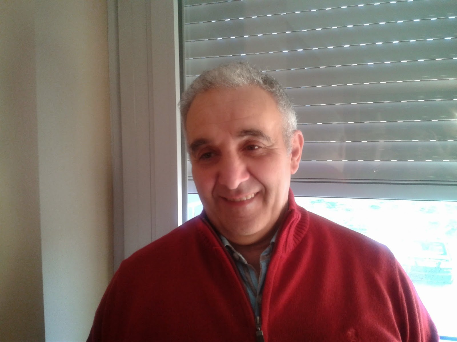 CANTANDO EN EL TIEMPO ROBERTO URRUTIA Y SU MARIACHI