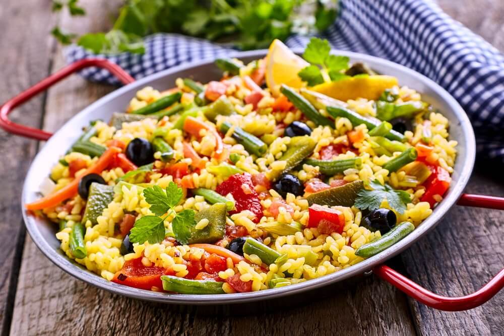 Paella végétarienne faible en calories