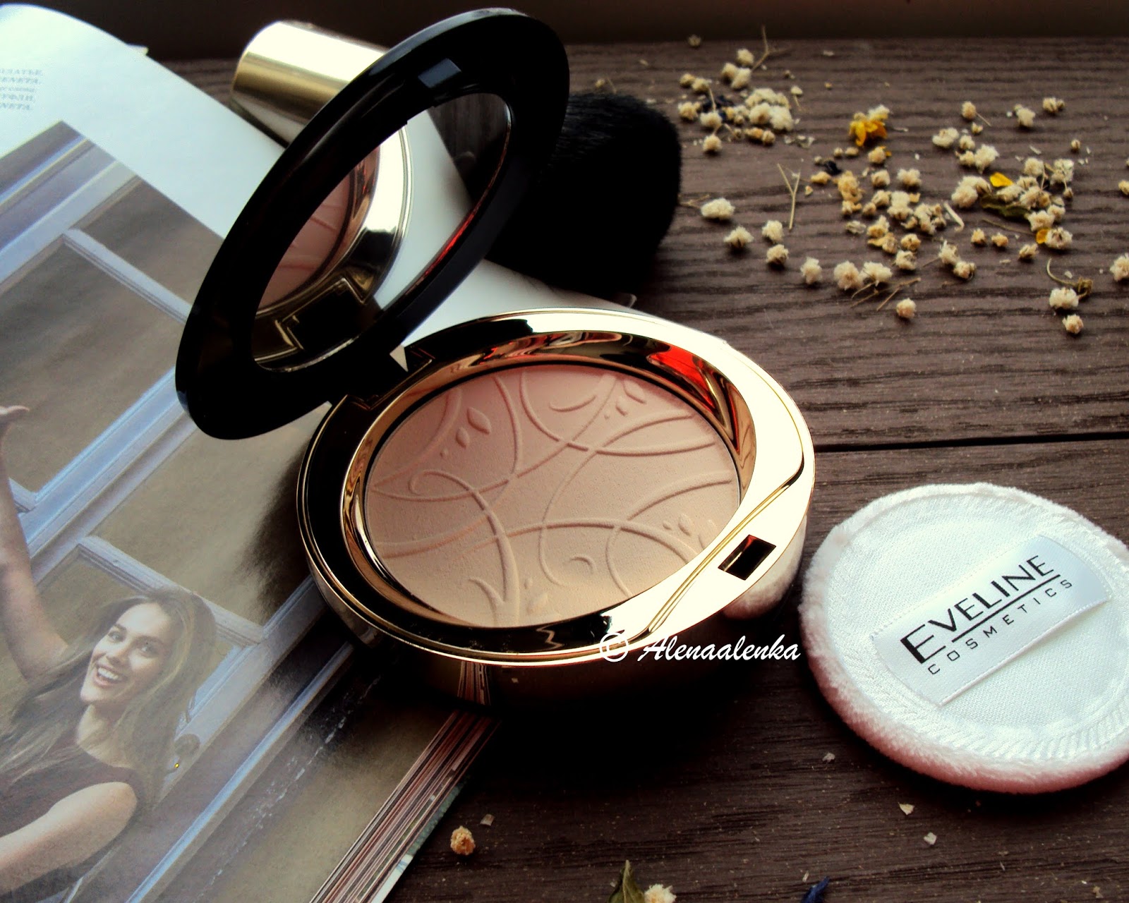 матирующая пудра голден лайт, медиум лайт эйвон. пудра для лица relouis. топ фейс пудра 001. натуральная пудра для лица. Poeteq пудра 12.