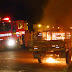 22/11 - 00:05h - Bombeiros evita explosão em camionete que pegou fogo no centro da Cidade de Goiás