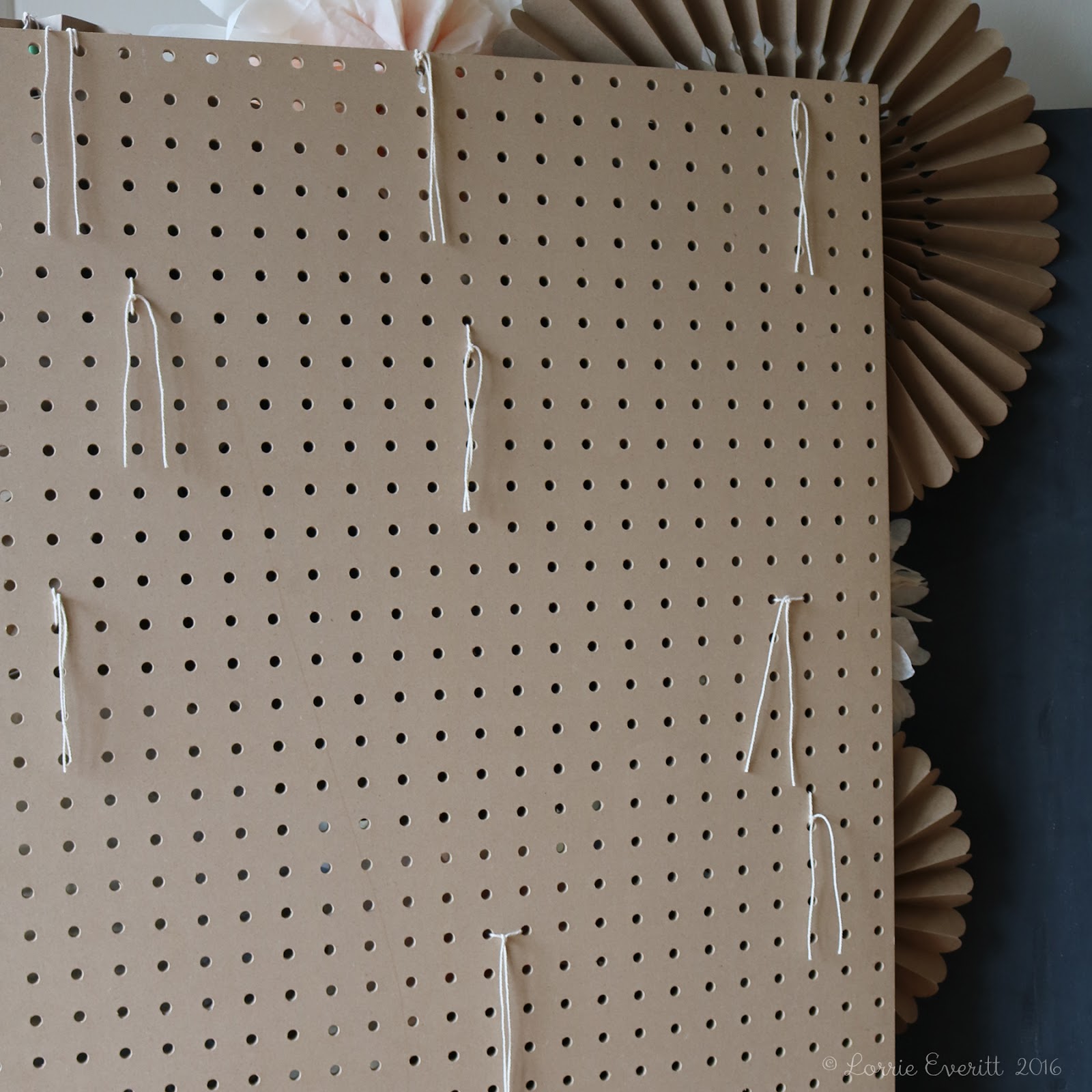 Lorrie Everitt Studio: DIY tissue paper fringe garland