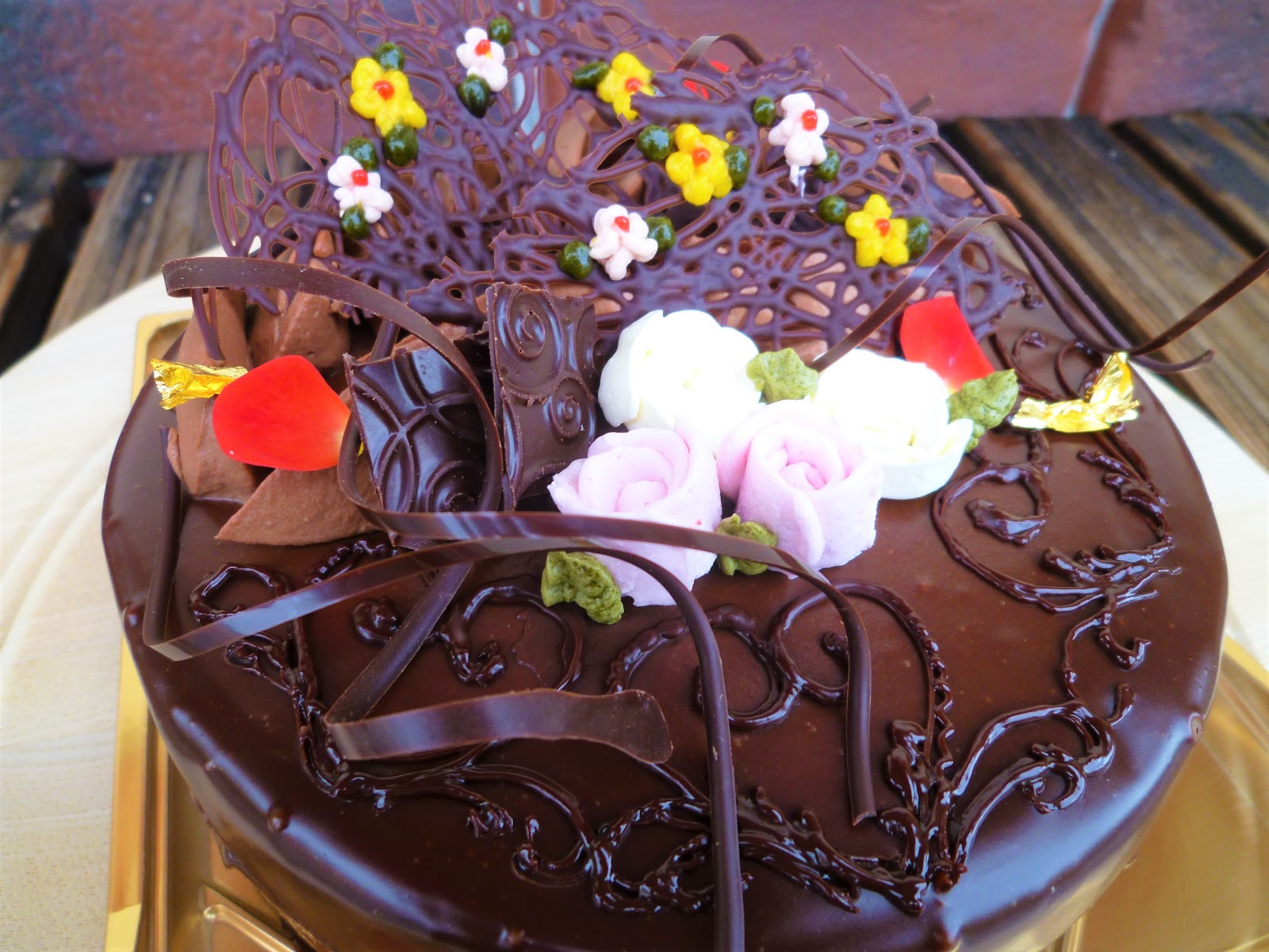 神奈川県小田原市中里のケーキ屋フロマージュのブログ 10月のスペシャルチョコレートデコレーションケーキ