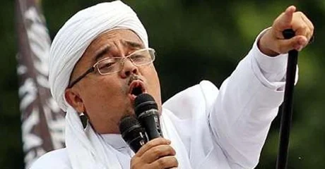Habib Rizieq Serukan Perlawanan Kepada Pemerintah dari Tanah Suci