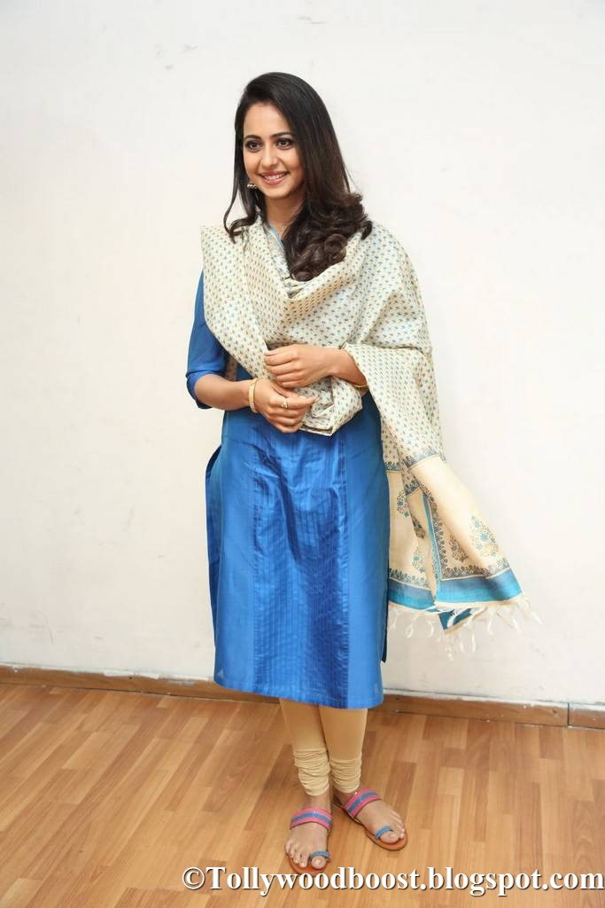 Actress Rakul Preet Singh Stills At Telugu Movie Press Meet