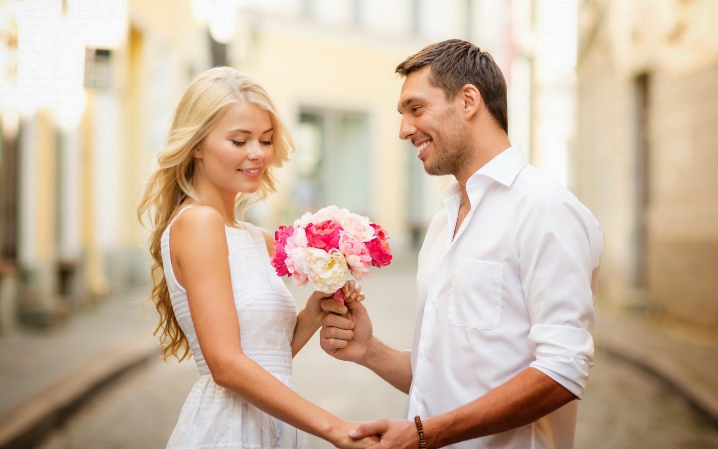 Husband's First Love Comes Back To Do Three Thinks