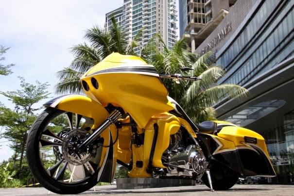  Modifikasi Motor Harley Davidson Road Glide Super Keren
