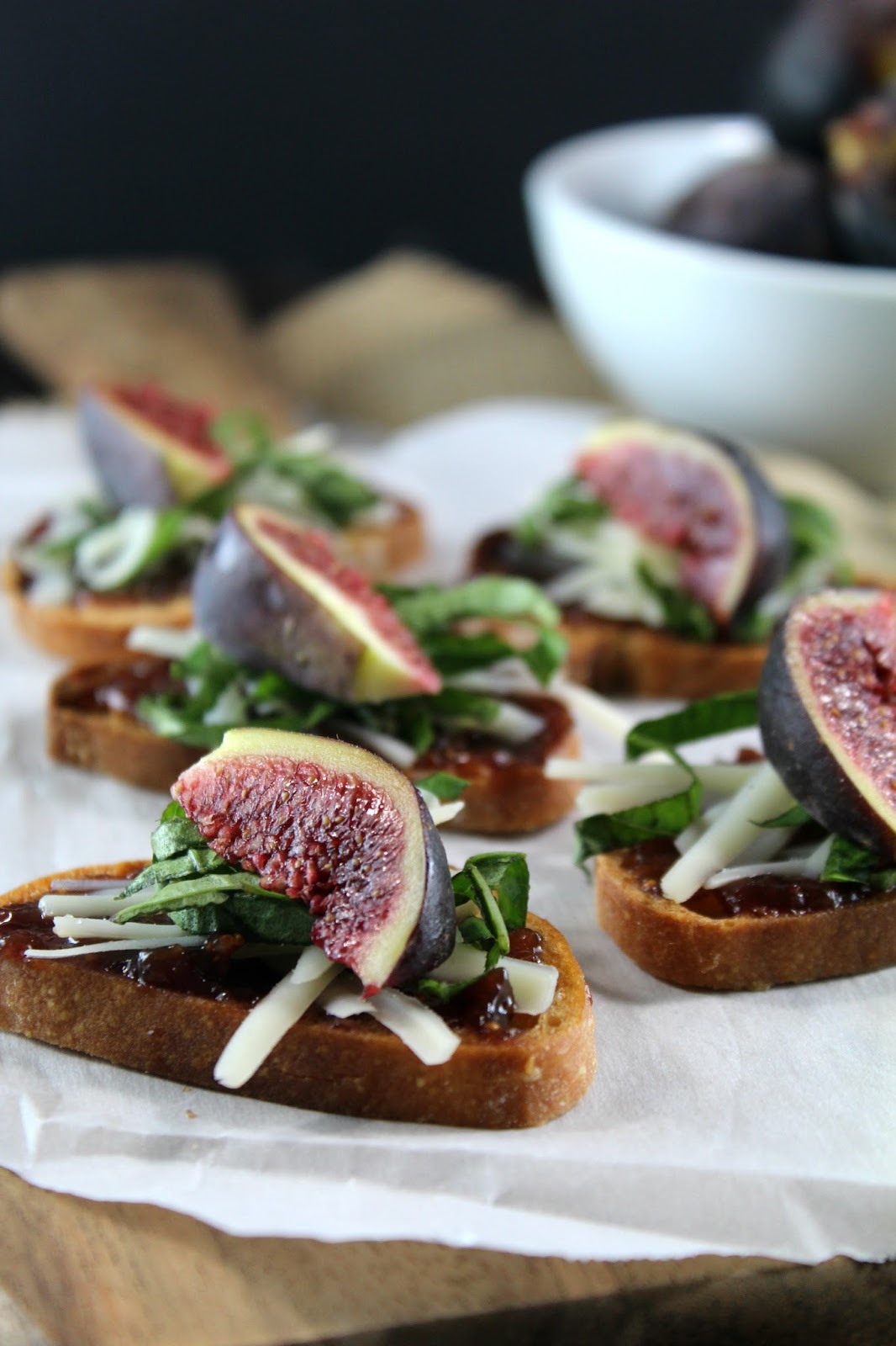 Authentic Suburban Gourmet Manchego and Fig Jam Crostini Friday
