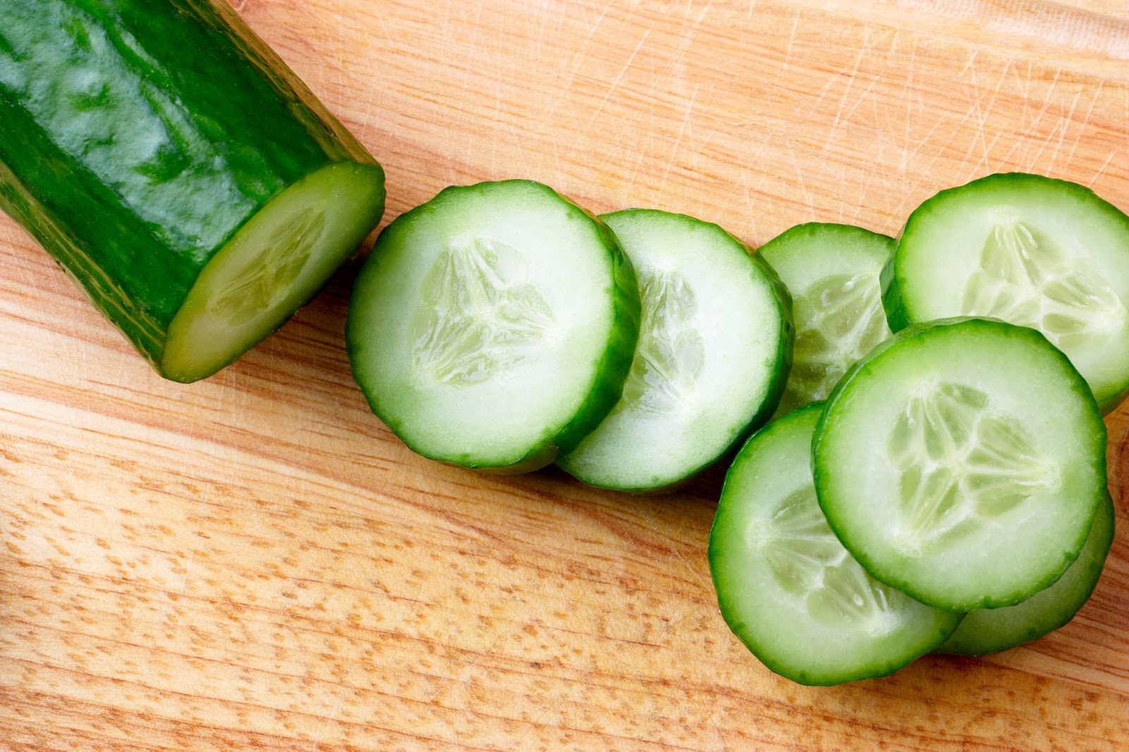 7-Day Cucumber Diet (With a Workout Plan) That Drops Pounds Very Fast