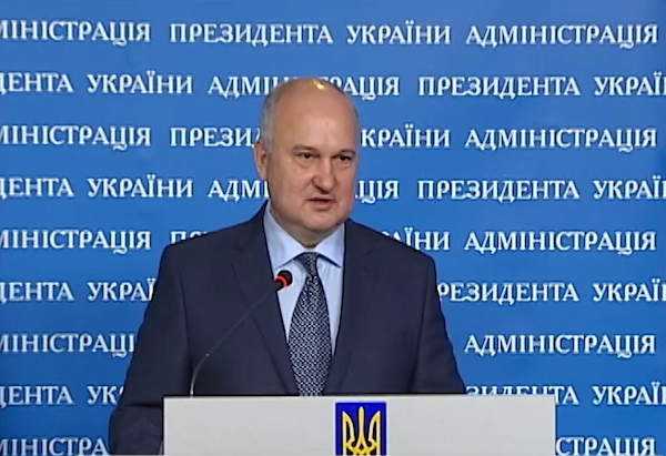 Президент Порошенко назначил бывшего главу СБУ Смешко начальником вновь созданного комитета по вопросам разведки.