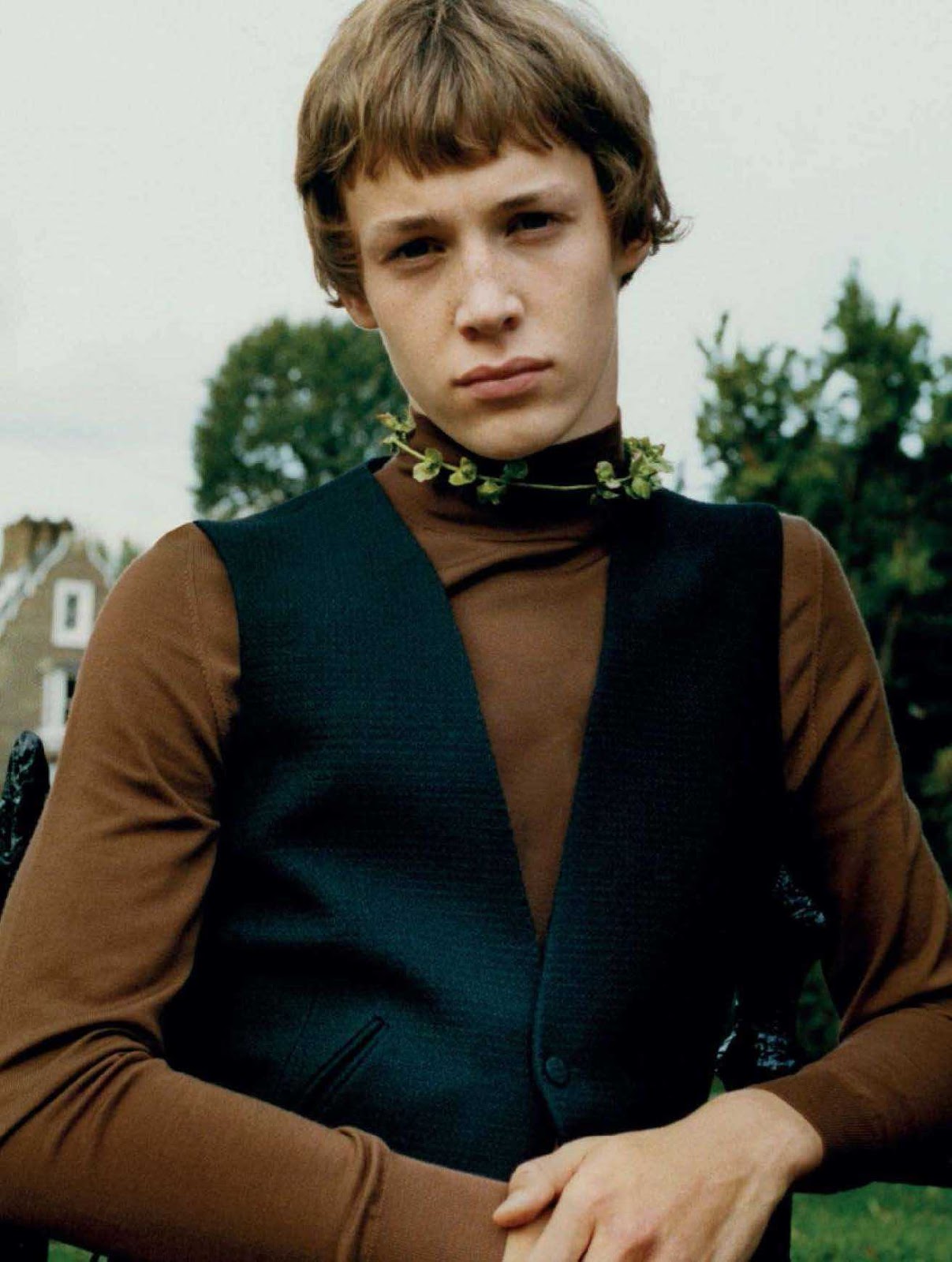 Mats Vandenbosch Van Mil para L'Officiel Hommes Paris