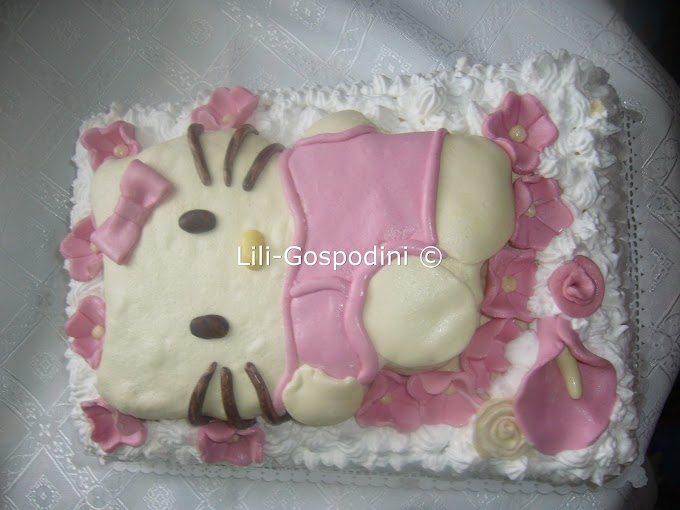 Tort Hello Kitty- etajat
