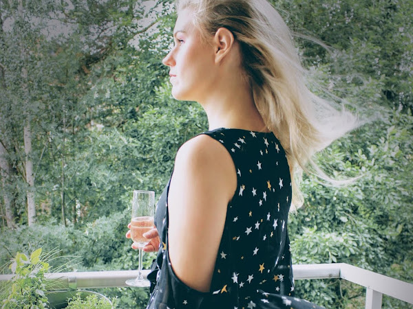 Personal Style: Friend Styling With A Rosegal Dress 