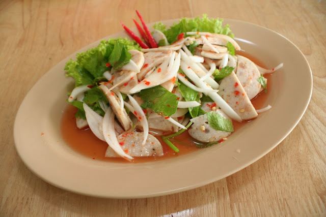Spicy Thai salad recipe -Spicy Vietnamese sausage salad