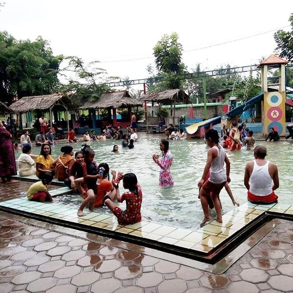 Wisata Pemandian Air Panas Cisolong Banten