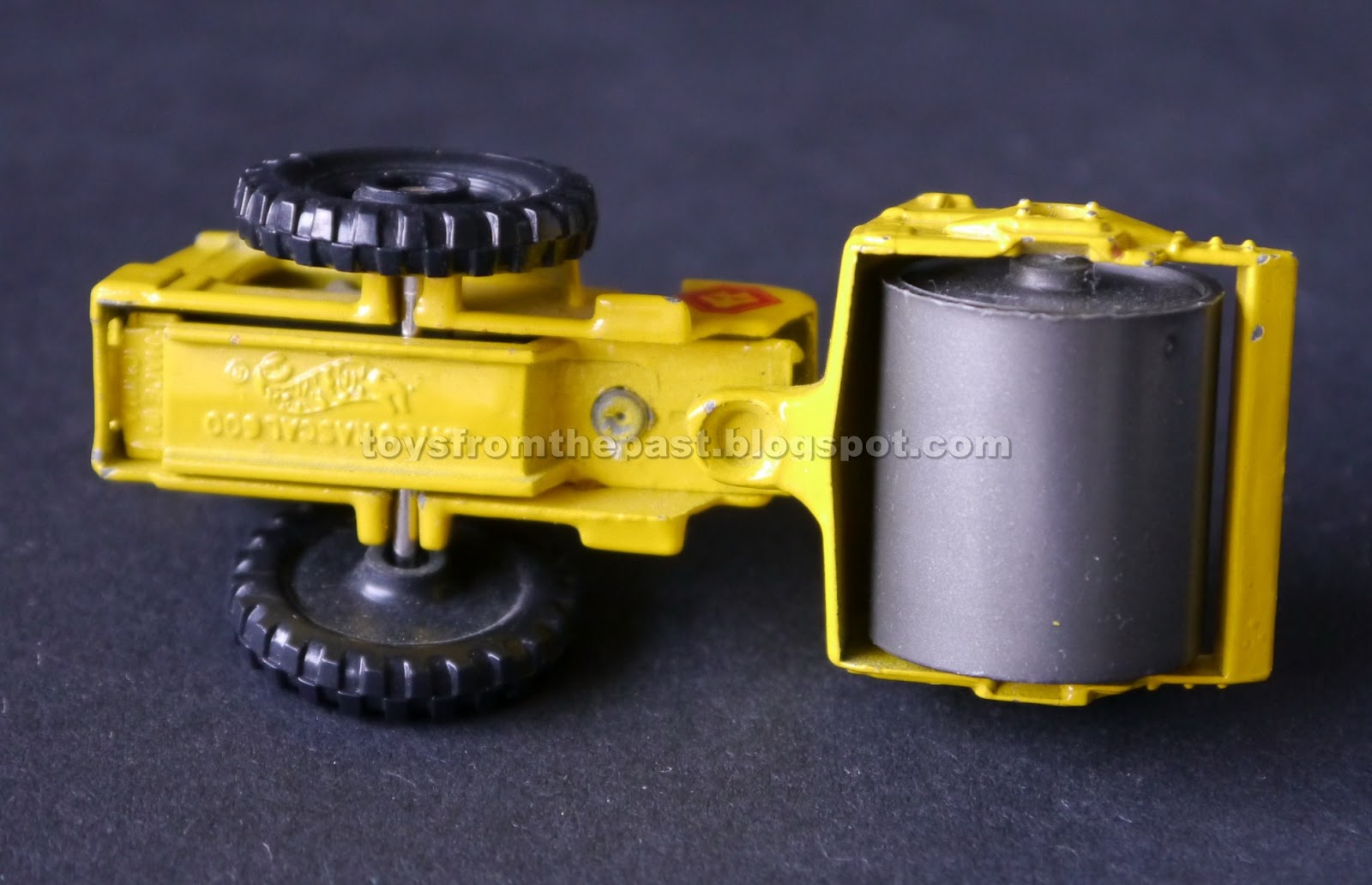 Toys from the Past: #925 CORGI JUNIORS and HOT WHEELS! - FORD MUSTANG ...