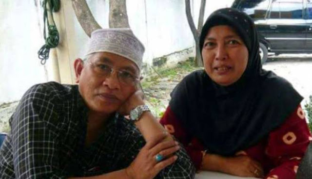 Istri mantan Rois Aam PBNU KH Musthofa Bisri Istri mantan Rois Aam PBNU KH Musthofa Bisri