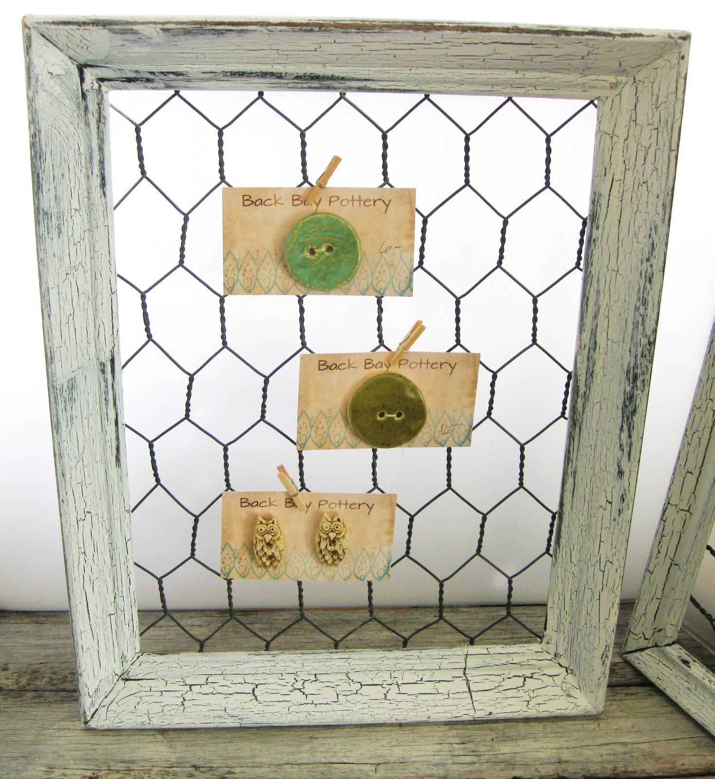 Back Bay Pottery: Make a Shabby Chic Chicken Wire Frame