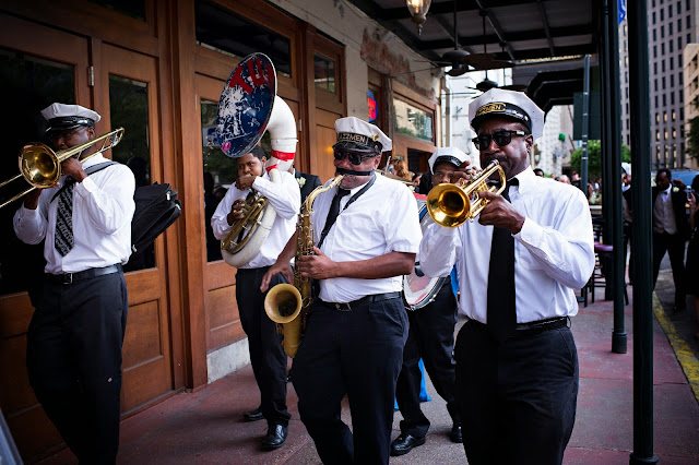 Erin Elizabeth: Lifestyle Photographer & Certified Wedding Planner: New Orleans Second Line Erin Elizabeth: Lifestyle Photographer & Certified Wedding Planner: New Orleans Second Line