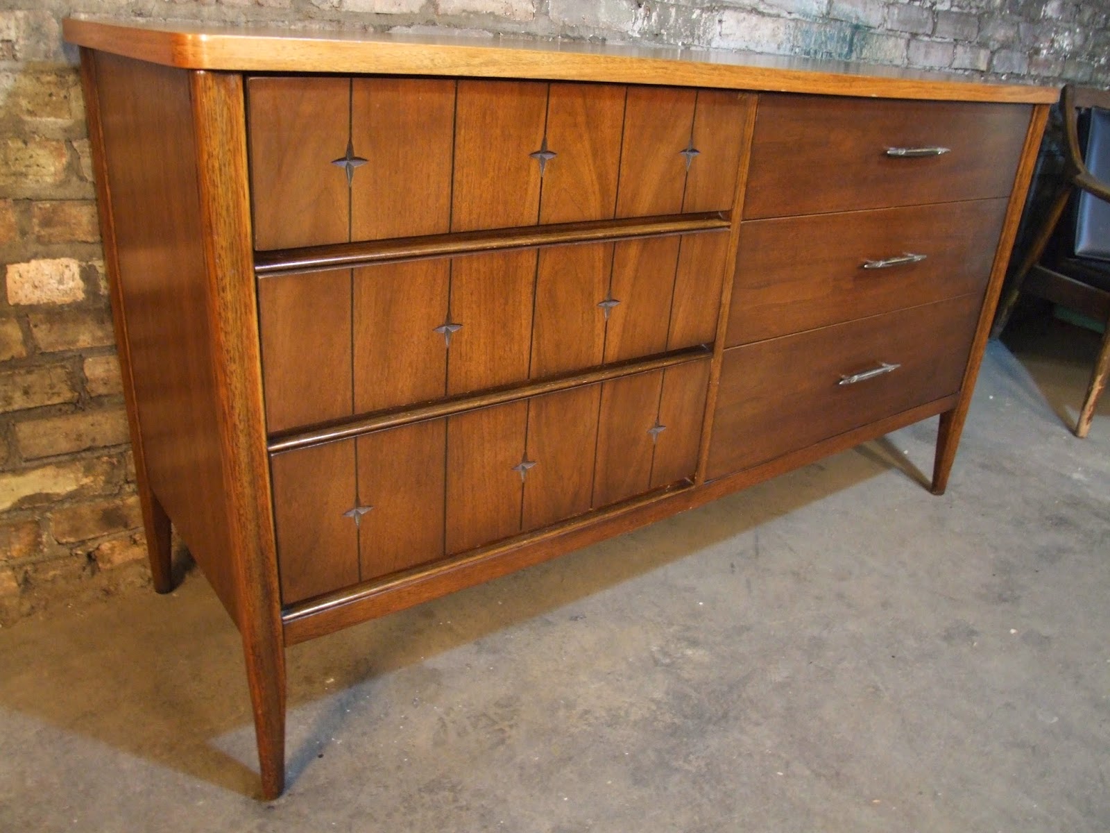 Mid Century Chicago Broyhill "Saga" Lowboy Dresser