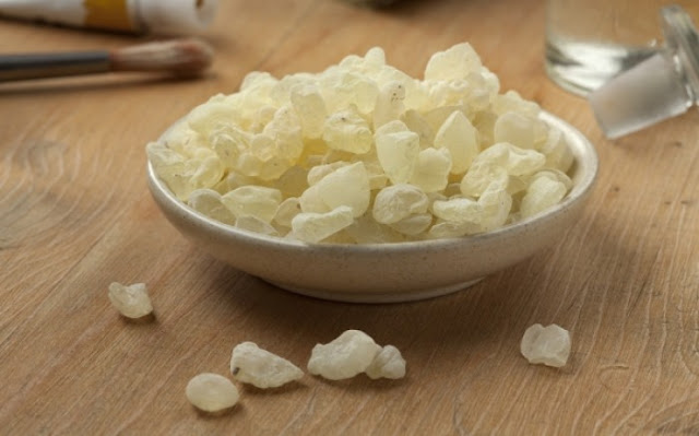 Είναι η μαστίχα το φυσικό γιατρικό για τη νόσο του Κρον;  