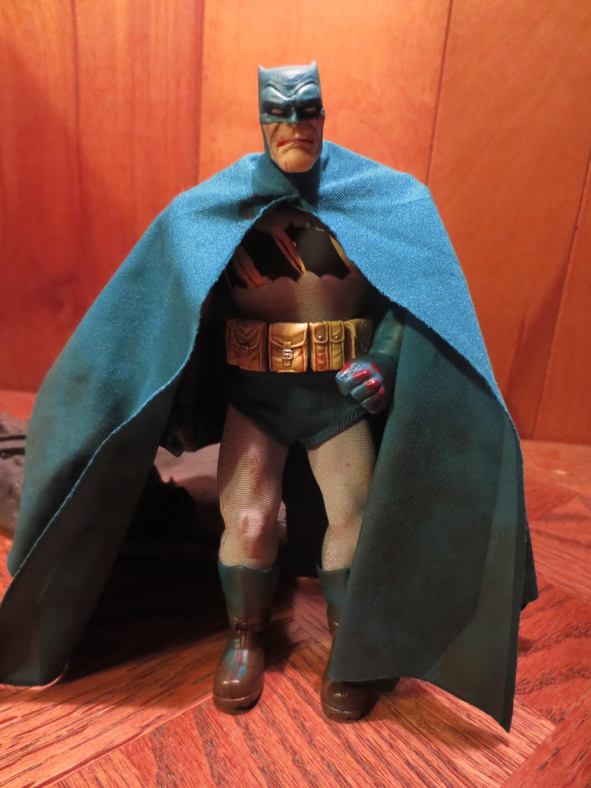 Action Figure Barbecue: Action Figure Review: Batman and Mutant Leader from  One:12 Collective DC Universe by Mattel