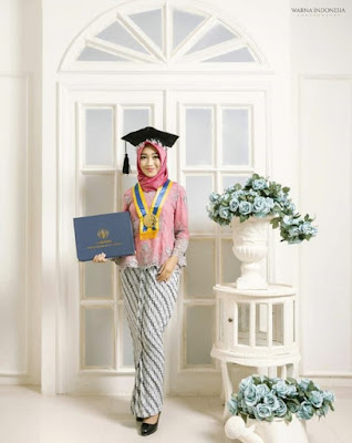gambar model kebaya wisuda modern terbaru gambar model kebaya wisuda modern terbaru