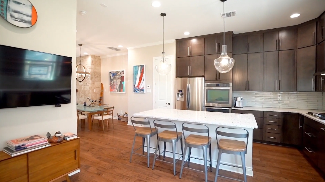 22 Interior Design Photos vs. Tour 216 Adams St, Georgetown, TX