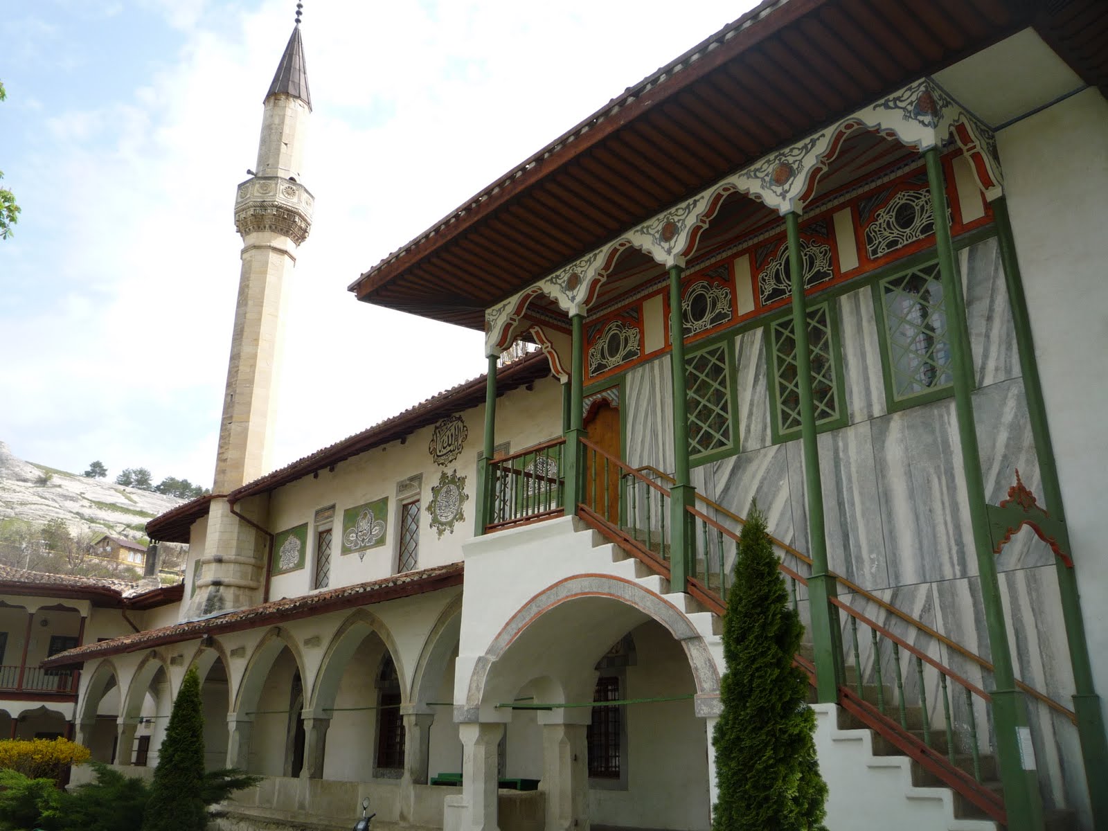 этнографический музей в бахчисарае. бахчисарай дворец крымского хана. ханский дворец. кафе в гостях у крымских татар в бахчисарае. бахчисарай гаремный корпус.