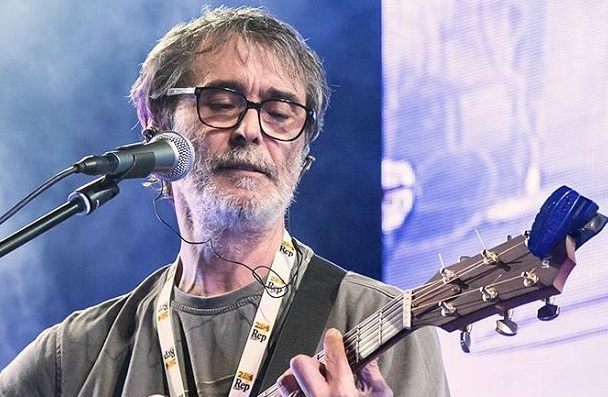 Nino Buonocore a Fattitaliani: il successo &egrave; frutto del merito individuale.  L'intervista canzonata