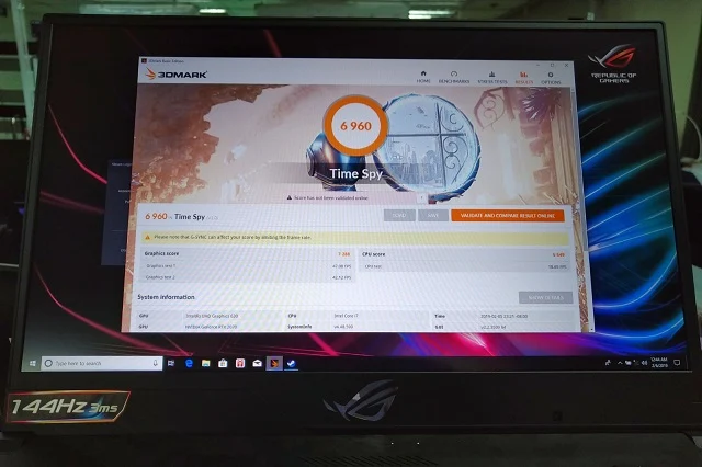 ASUS ROG Strix GL704 SCAR II Gaming Laptop Hands On