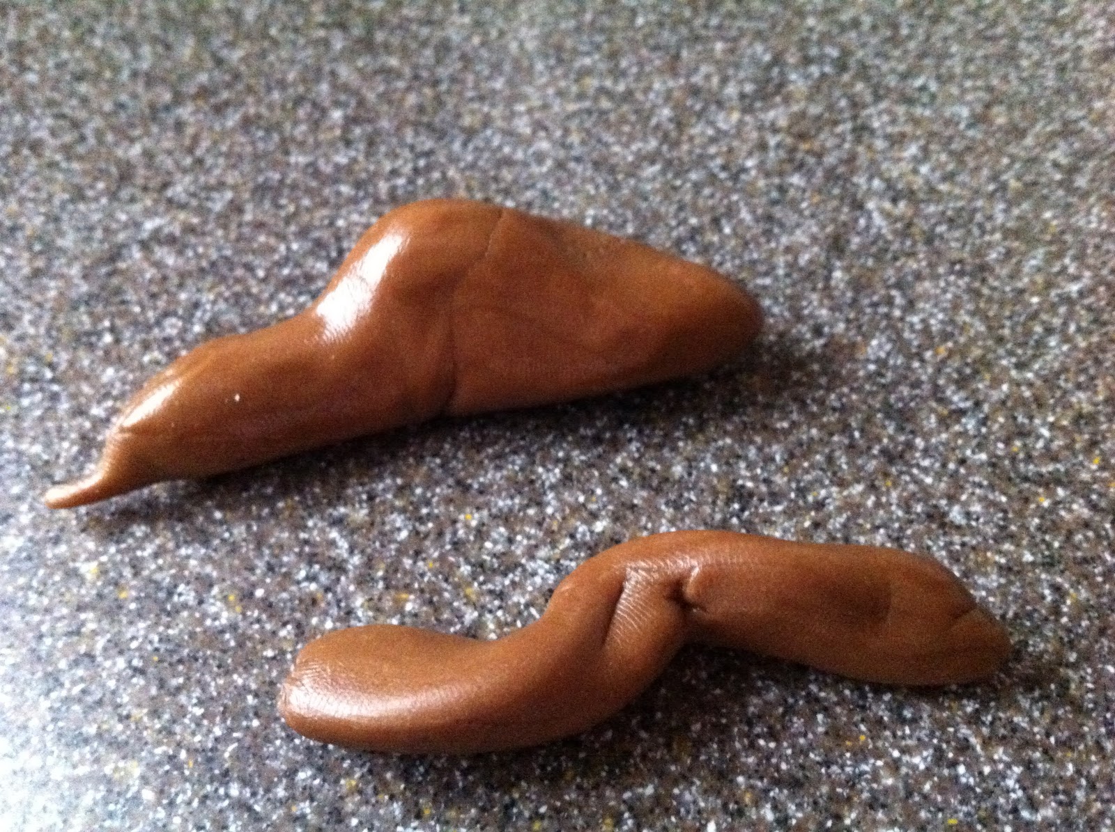 Mo Momma Cat Litter Cake Tutorial