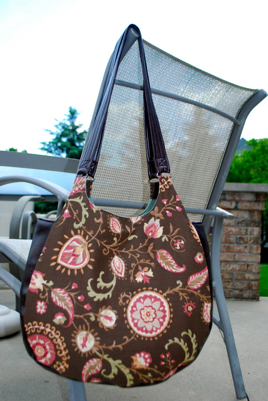 Roonie Ranching Hobo bag with a pleather gusset