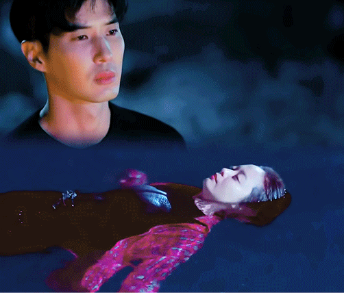 theqoo inserted image