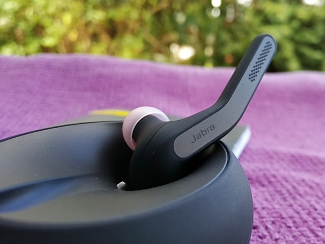 Jabra Eclipse Jabra Talk 55 Charging Case Jabra Talk 55 Bluetooth