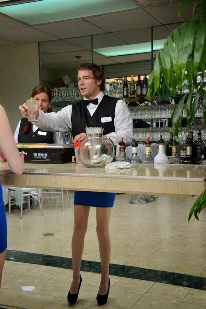 30 Pictures Taken At The Right Moment - He wears the skirt because it helps with the tips.
