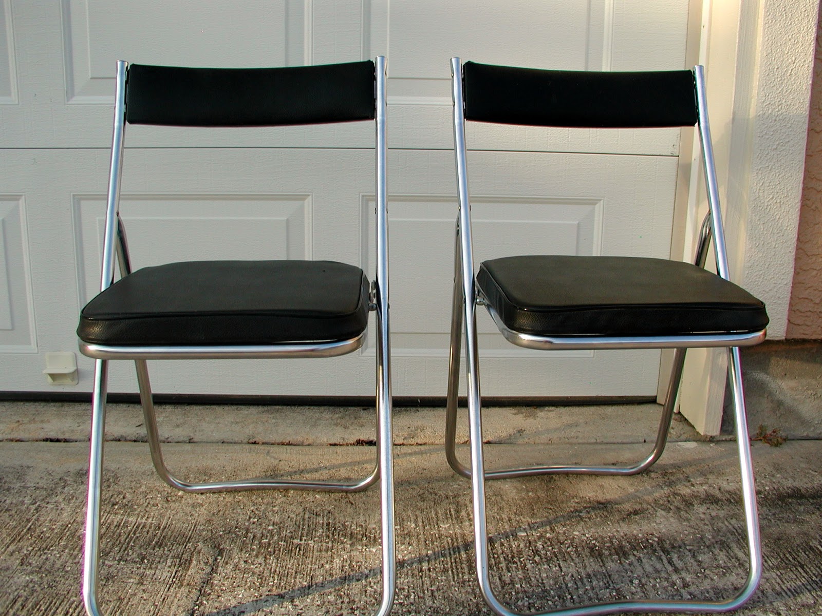 MIDCENTURY MODERN VINTAGE FURNITURE NEST|210: SOLD