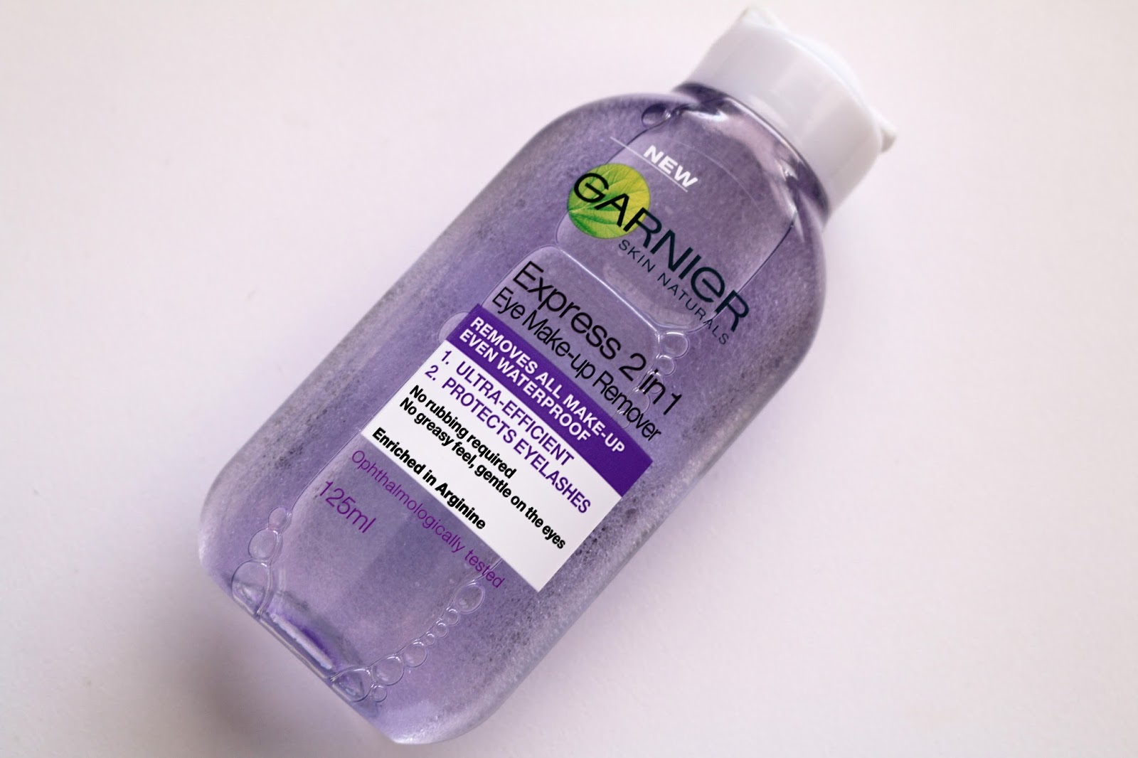 Beauty Shout Box GARNIER EXPRESS 2 in 1 EYE MAKEUP REMOVER (REVIEW)