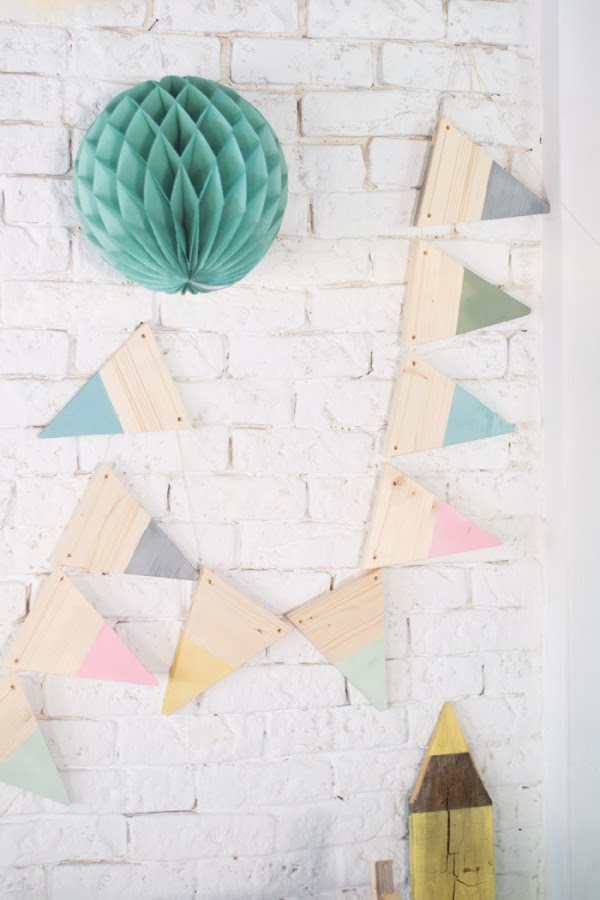 Guirnalda de banderines de madera DIY