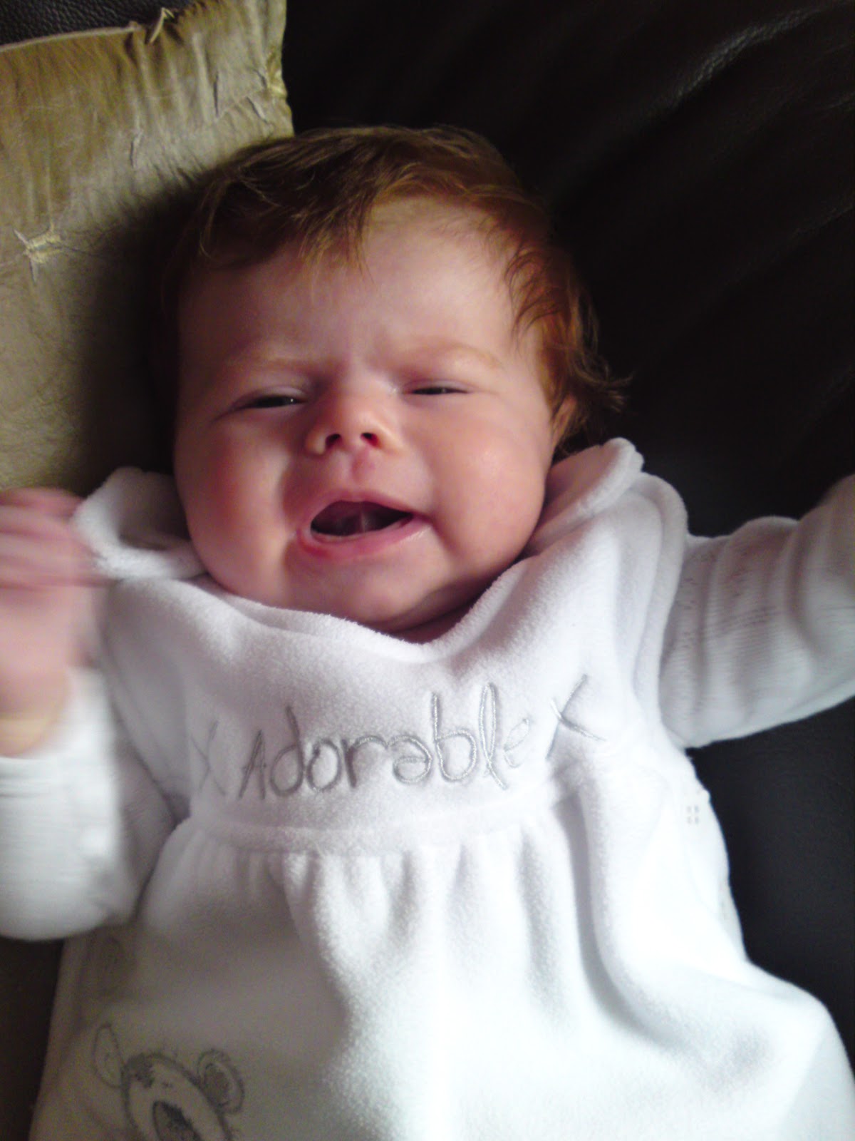 The Unperfect Mummy 54 ways to soothe and cope with a fretful, crying