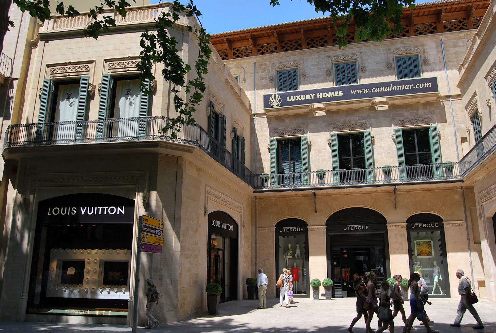 THE MALLORCA OBSERVER El Paseo del Borne