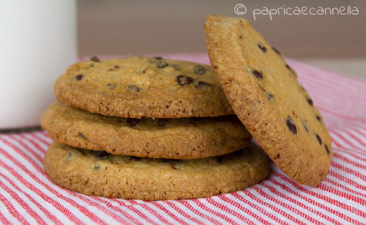 cookies con gocce di cioccolato