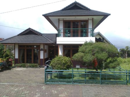 Villa Sakura Lembang Bandung