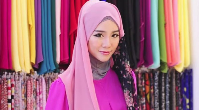 Hargailah Perempuan, Sebagaimana Kamu Meghargai Ibu dan Saudara Perempuanmu Hargailah Perempuan, Sebagaimana Kamu Meghargai Ibu dan Saudara Perempuanmu